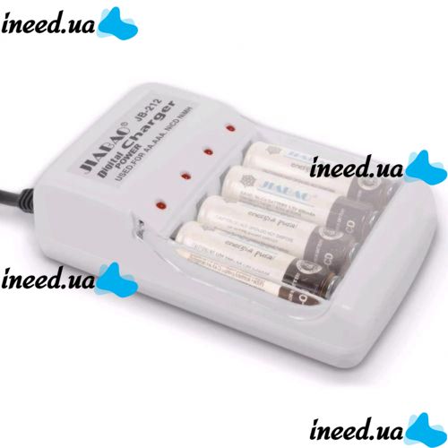 Зарядное устройство с ААА аккумуляторами Jiabao Digital Charger JB-212 AA/AAA