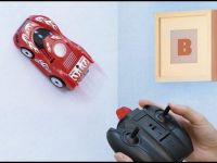 Антигравитационная машинка Wall Climber CAR P802 Красная едет по стенам и потолку