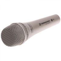 Ручной проводной микрофон Sennheiser Evolution E935, вокальный