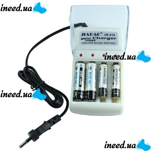 Зарядное устройство с ААА аккумуляторами Jiabao Digital Charger JB-212 AA/AAA
