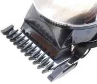Профессиональная проводная машинка Mozer MZ-322 для стрижки волос с регулировкой длины лезвий и 4 насадками, Сетевая машинка триммер Мозер от сети