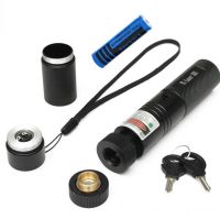 Мощная лазерная указка Green Laser Pointer YL-303 1000mW, аккумуляторный зеленый лазер с ключом BL-303 диодный с насадкой эффектов для презентации