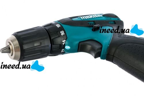 Makita DF330DWE rechargeable screwdriver 12V 2AH Li-Ion + spare battery in a case and a set of tools