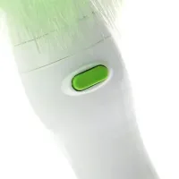 Вращающаяся электрощетка Go Duster для удаления пыли 3 насадки Щетка метелка для профессиональной уборки на батарейках с насадками Гоу Дастер Зеленая