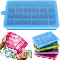 Силиконовая многоразовая форма Silicone Ice Cubes Make для заморозки льда и шоколада с крышкой на 24 ячейки, Лоток поднос для хранения льда 24 кубика