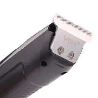 Бездротова акумуляторна USB машинка VGR V-008 для стрижки вусів і бороди, портативний акумуляторний тример бритва для чоловіків Сріблястий