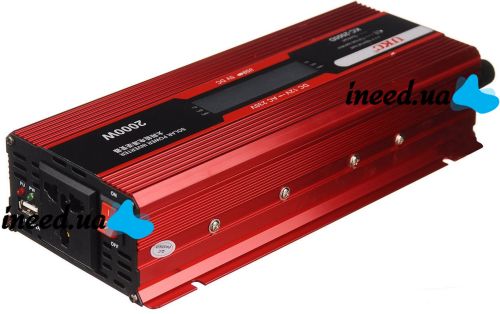 Автомобильный инвертор UKC 12V-220V 2000W KC-2000D авто преобразователь напряжения тока с LCD дисплеем от прикуривателя, аккумулятора с экраном