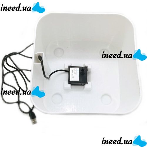 Автоматическая поилка фонтан для собак и кошек Pet Water FOUNTAIN, Бесшумная автопоилка для домашних животных, Питьевой фонтан для котов Серый