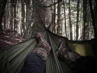 Подвесной туристический нейлоновый гамак Hammock With Net Army до 200 кг с москитной сеткой для кемпинга походный гамак 263х135 Хаки Олива, Оливковый
