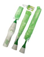 Вращающаяся электрощетка Go Duster для удаления пыли 3 насадки Щетка метелка для профессиональной уборки на батарейках с насадками Гоу Дастер Зеленая