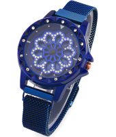 Женские наручные часы Flower Diamond Rotation Watch Blue WJ-8052 с вращающимся круглым роторным циферблатом и ремешком на магнитной застежке Синие