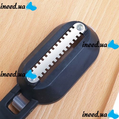 Нож скребок для чистки чешуи рыбы Fish Scales Wiper Cleaning, Ручная рыбочистка с контейнером, Ручной прибор для чистки рыбы с ножем для потрошения