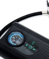 Автомобильный воздушный компрессор Charge Pump CQB001 электрический автокомпрессор с LED дисплеем, насос для подкачки шин от прикуривателя 150 PSI