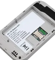 Портативный роутер модем с экраном Wireless Mobile Wi-Fi Pro MF68E 4G/5G аккумуляторный вай фай маршрутизатор со слотом сим карты и съемной батареей