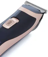 Беспроводная машинка для стрижки волос Gemei GM-6005 профессиональный аккумуляторный триммер для окантовки бороды и усов со сменными насадками Geemy