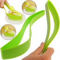 Нож-разделитель для торта Magisso Cake Server B-1425 2 в 1 пластиковый разделитель для порционной нарезки десертов, нож для кондитерских изделий