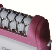 Беспроводная электробритва Gemei GM-3052 Pro 3в1 с насадками пемза эпилятор с двойным лезвием для зоны бикини и ног, Женская бритва Gemmy Розовая